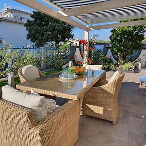 Sorrento Garden Room